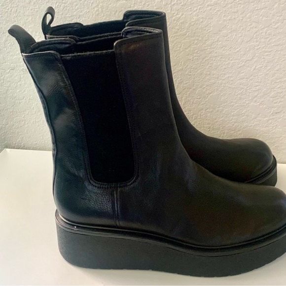 VINCE BRINTON WATER RESISTANT WOMEN’s LEATHER ROUND TOE CHELSEA BOOT- BLACK- 8.5 - Picture 8 of 16